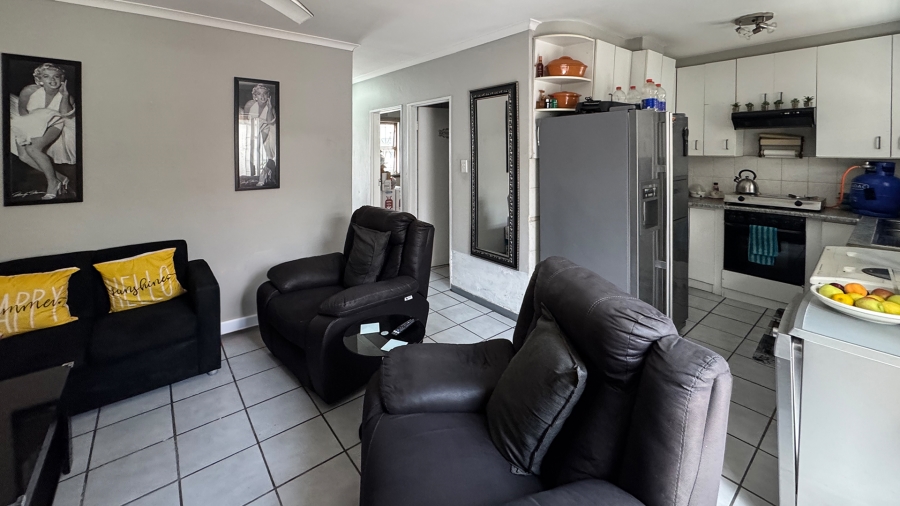 2 Bedroom Property for Sale in Parow Valley Western Cape